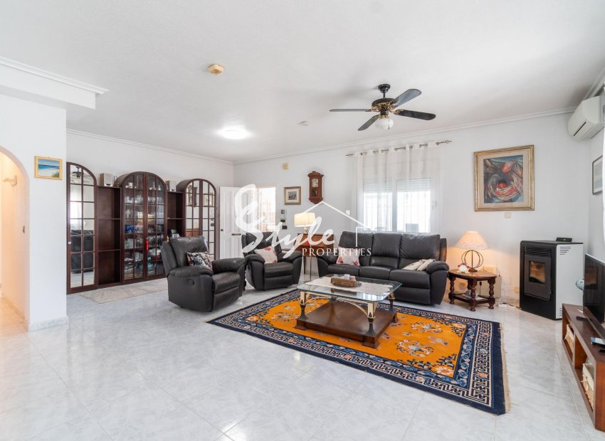 Resale - Villa - Orihuela-Costa - Playa Flamenca