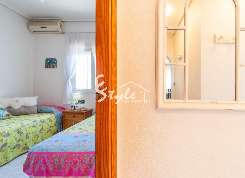 Resale - Villa - Orihuela-Costa - Playa Flamenca