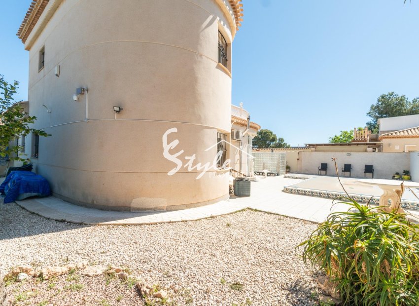 Resale - Villa - Orihuela-Costa - Playa Flamenca