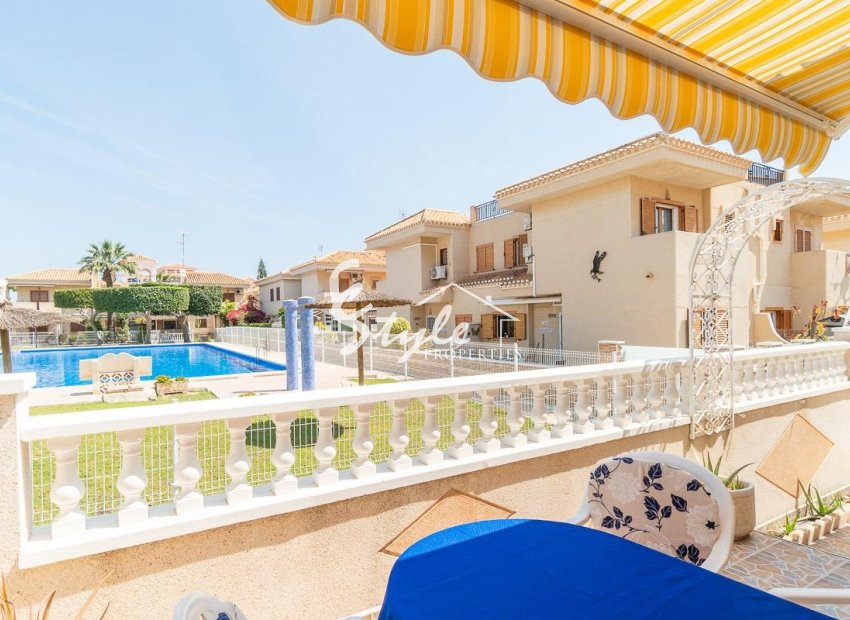 Resale - Villa - Orihuela-Costa - Playa Flamenca