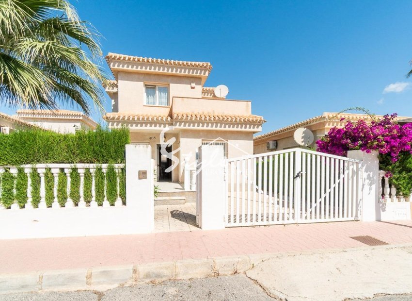 Resale - Villa - Orihuela-Costa - Playa Flamenca