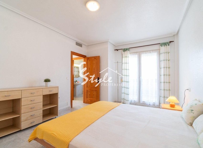 Resale - Villa - Orihuela-Costa - Playa Flamenca