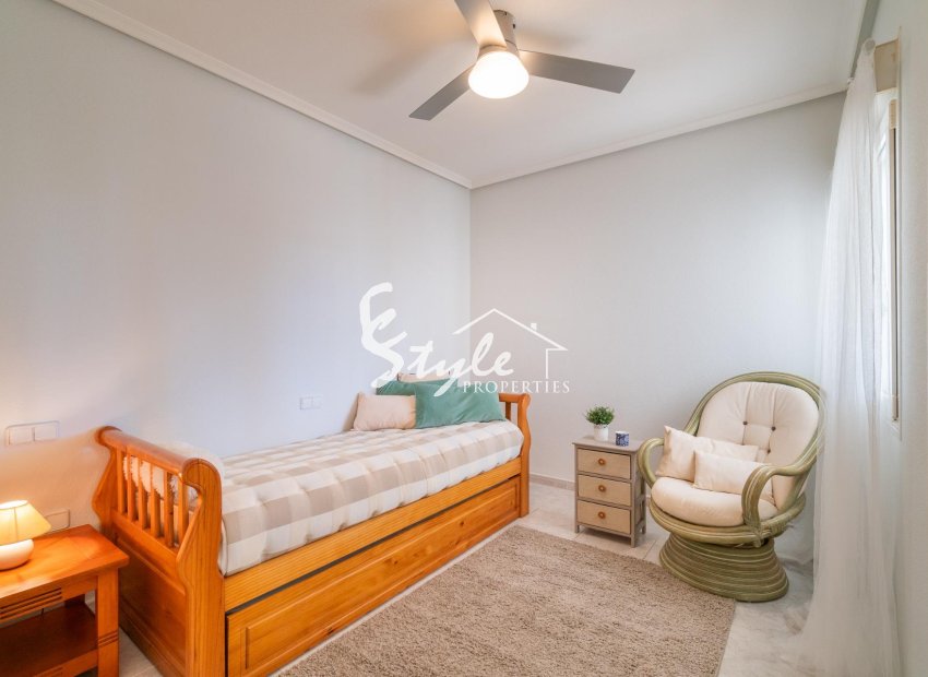 Resale - Villa - Orihuela-Costa - Playa Flamenca