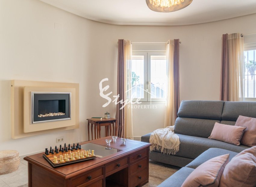 Resale - Villa - Orihuela-Costa - Playa Flamenca