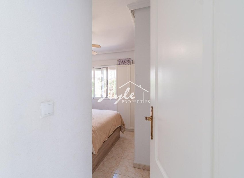 Resale - Villa - Orihuela-Costa - Punta Prima