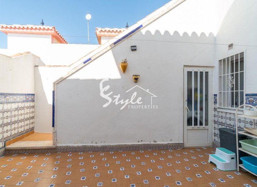Resale - Villa - Orihuela-Costa - Punta Prima
