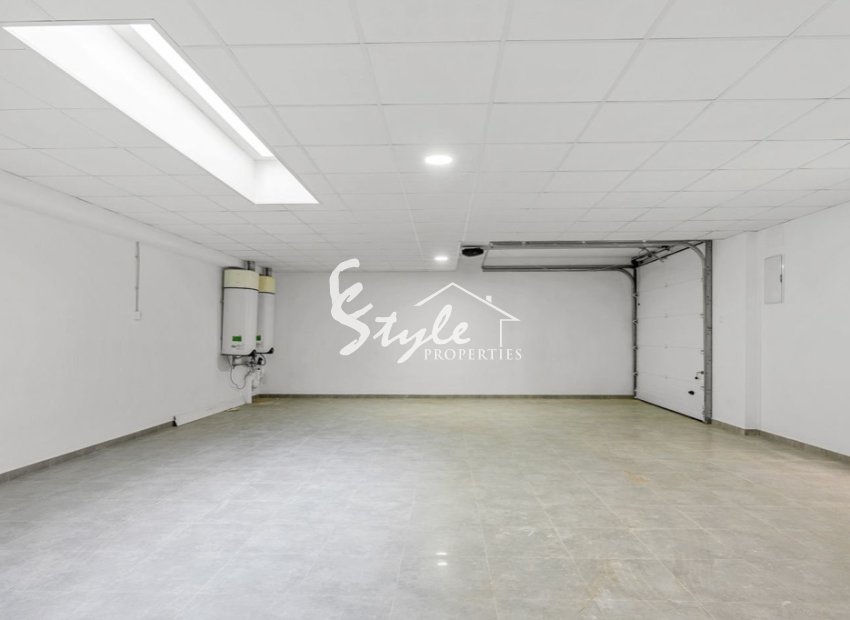 Resale - Villa - Orihuela Costa  - Villamartin