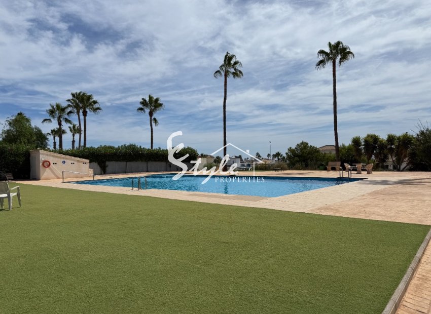 Resale - Villa - Orihuela Costa  - Villamartin