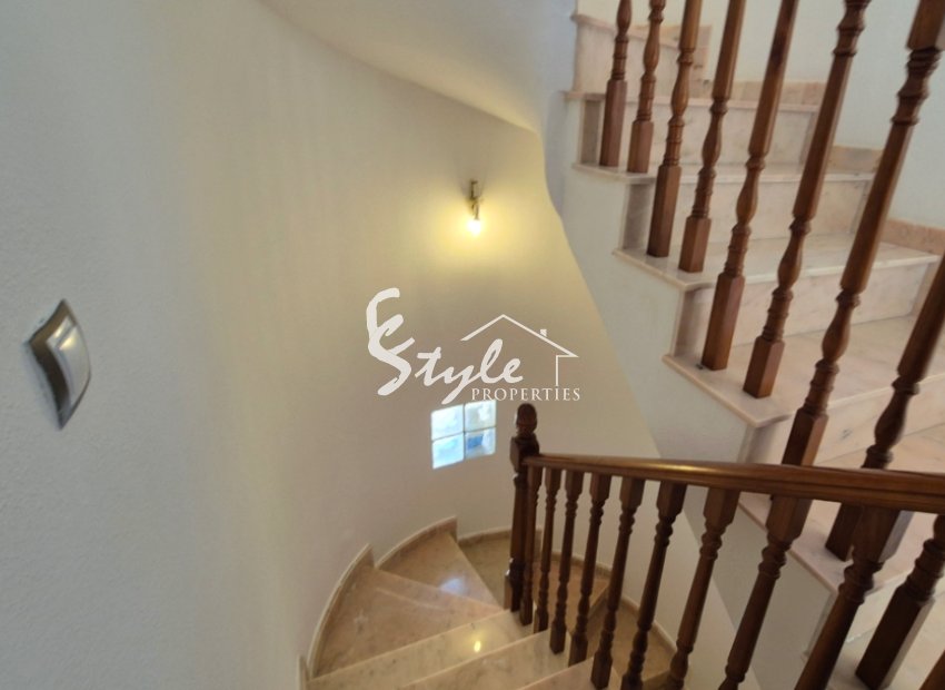 Resale - Villa - Orihuela Costa  - Villamartin