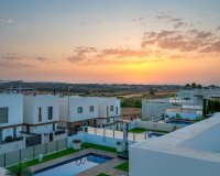 Resale - Villa - Orihuela Costa  - Villamartin