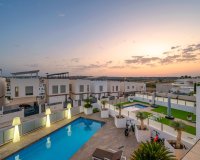 Resale - Villa - Orihuela Costa  - Villamartin