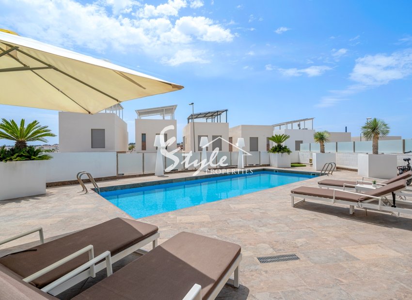 Resale - Villa - Orihuela Costa  - Villamartin