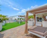 Resale - Villa - Orihuela Costa  - Villamartin