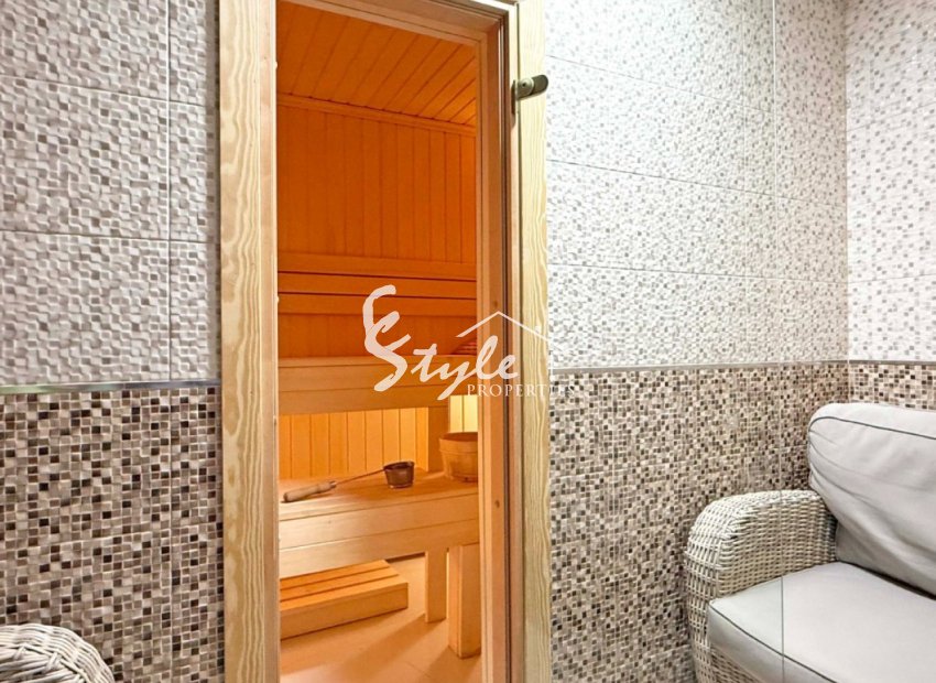 Resale - Villa - Orihuela Costa  - Villamartin