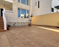 Resale - Villa - Orihuela Costa  - Villamartin