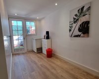 Resale - Villa - Orihuela Costa  - Villamartin