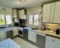 Resale - Villa - Orihuela Costa  - Villamartin