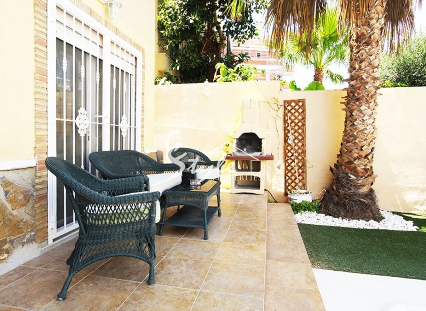 Resale - Villa - Orihuela-Costa - Villamartin