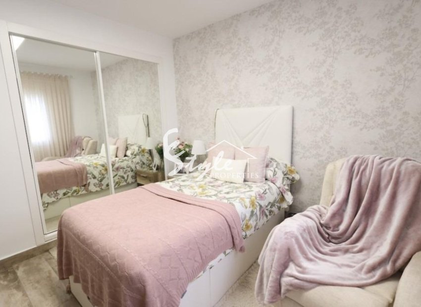 Resale - Villa - Orihuela-Costa - Villamartin