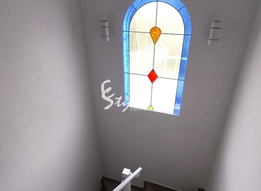 Resale - Villa - Orihuela-Costa - Villamartin