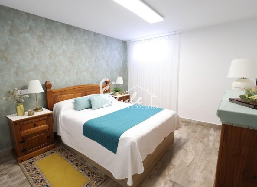 Resale - Villa - Orihuela-Costa - Villamartin