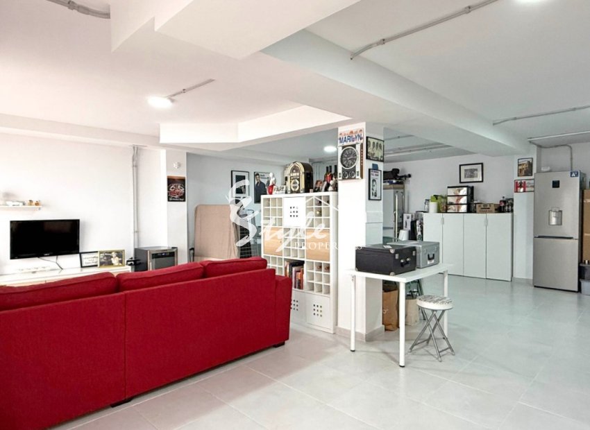 Resale - Villa - Orihuela-Costa - Villamartin