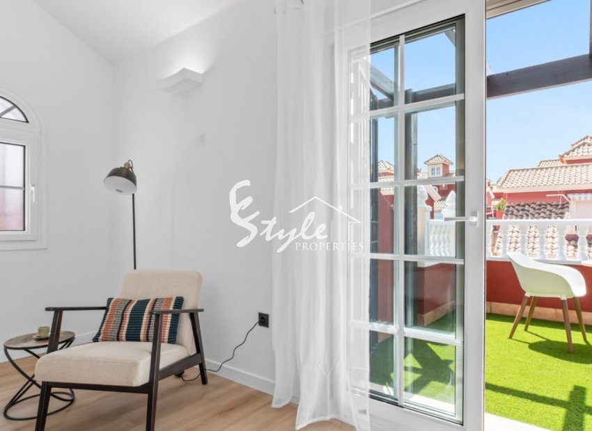 Resale - Villa - Orihuela-Costa - Villamartin