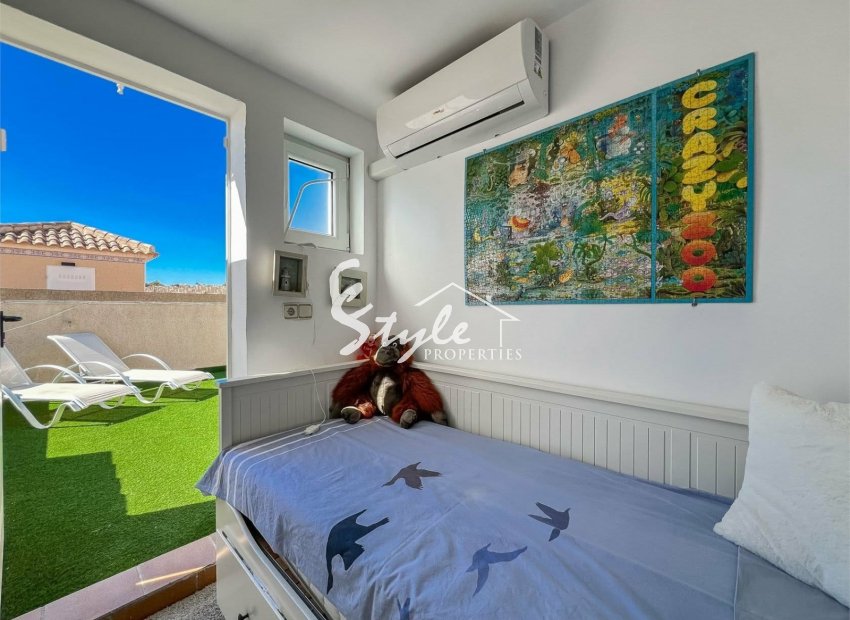 Resale - Villa - Orihuela-Costa - Villamartin