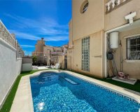 Resale - Villa - Orihuela-Costa - Villamartin