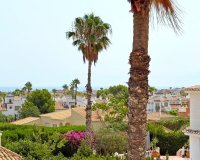Resale - Villa - Orihuela-Costa - Villamartin
