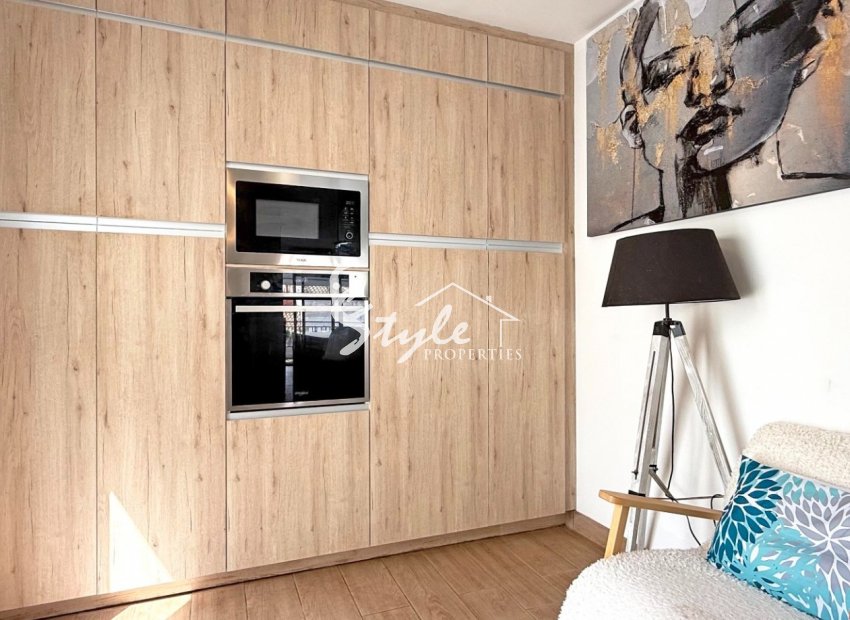 Resale - Villa - Orihuela-Costa - Villamartin
