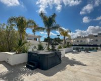 Resale - Villa - Orihuela-Costa - Villamartin