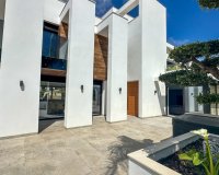 Resale - Villa - Orihuela-Costa - Villamartin