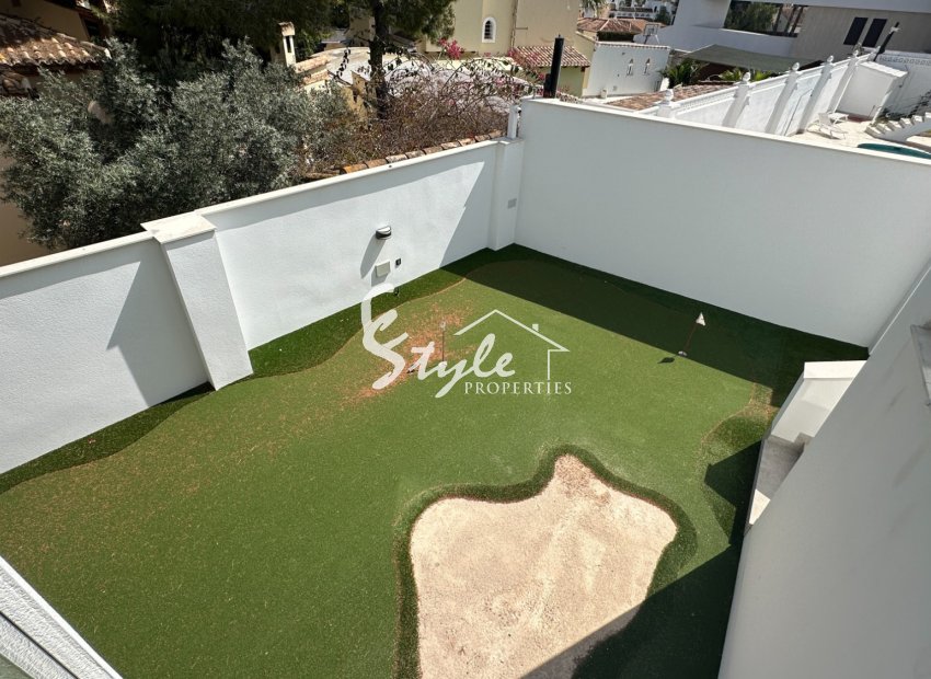 Resale - Villa - Orihuela-Costa - Villamartin