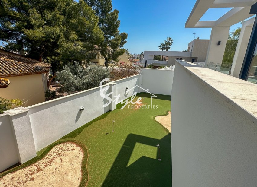 Resale - Villa - Orihuela-Costa - Villamartin