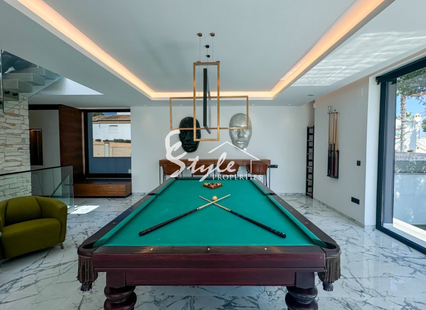 Resale - Villa - Orihuela-Costa - Villamartin