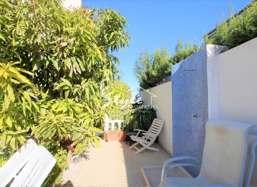 Resale - Villa - Orihuela-Costa - Villamartin