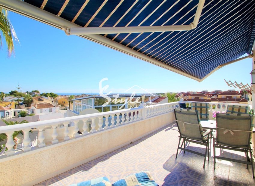 Resale - Villa - Orihuela-Costa - Villamartin
