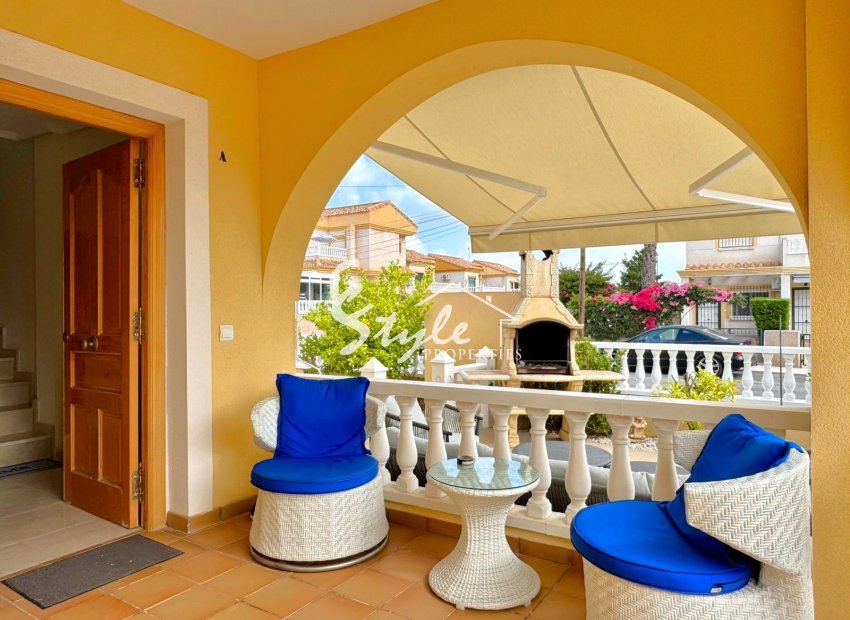 Resale - Villa - Orihuela-Costa - Villamartin