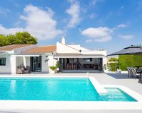 Resale - Villa - Orihuela-Costa - Villamartin