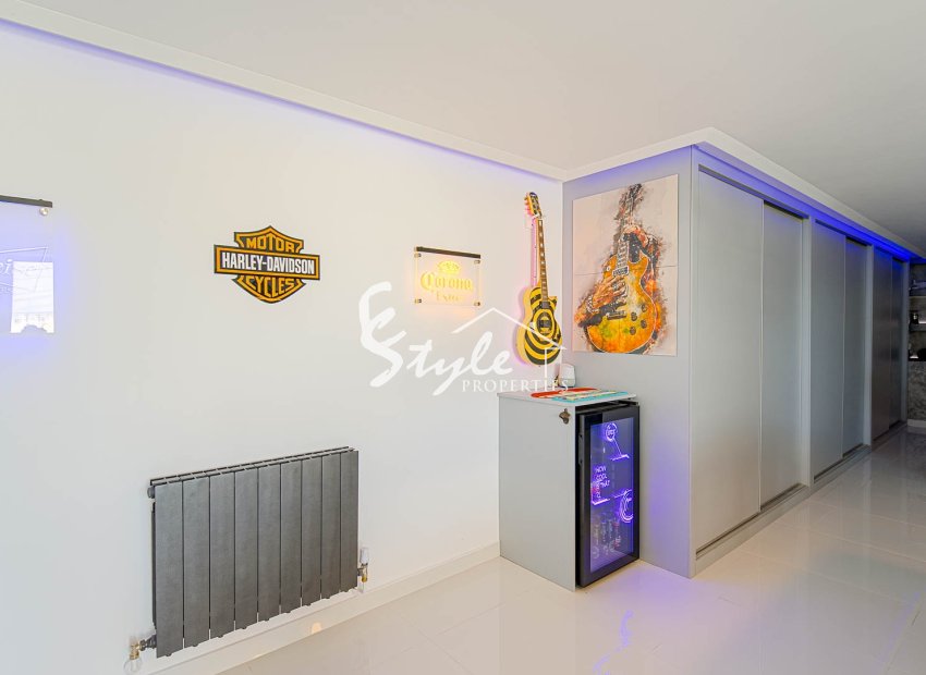 Resale - Villa - Orihuela-Costa - Villamartin