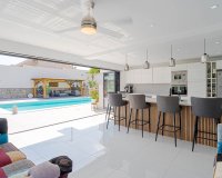 Resale - Villa - Orihuela-Costa - Villamartin