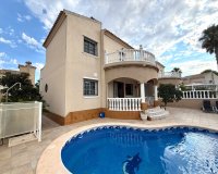 Resale - Villa - Orihuela-Costa - Villamartin