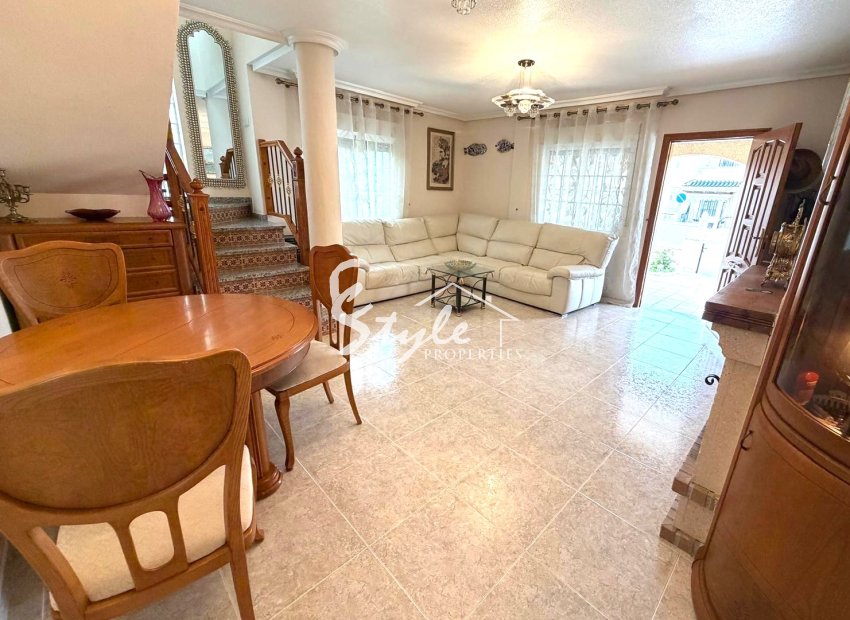 Resale - Villa - Orihuela-Costa - Villamartin