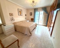 Resale - Villa - Orihuela-Costa - Villamartin