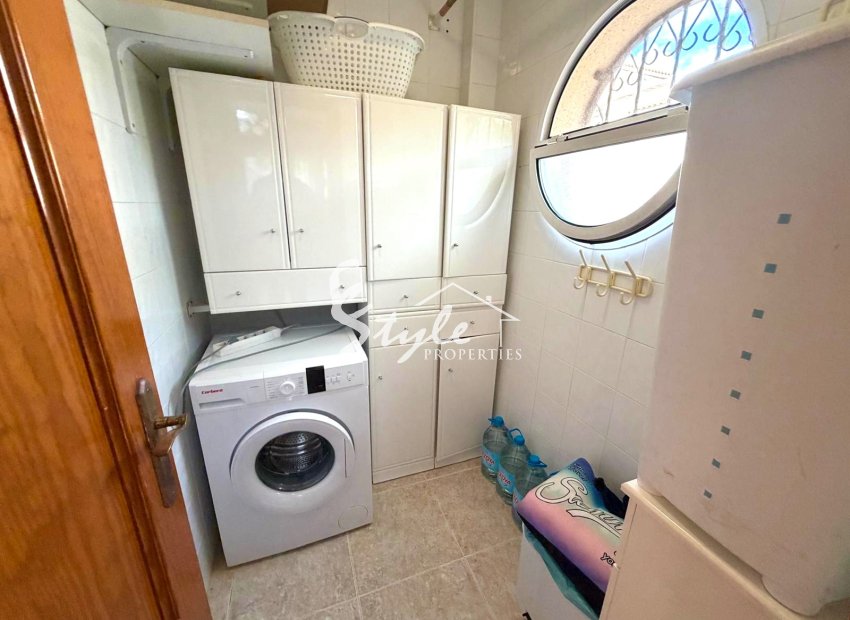 Resale - Villa - Orihuela-Costa - Villamartin
