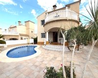 Resale - Villa - Orihuela-Costa - Villamartin