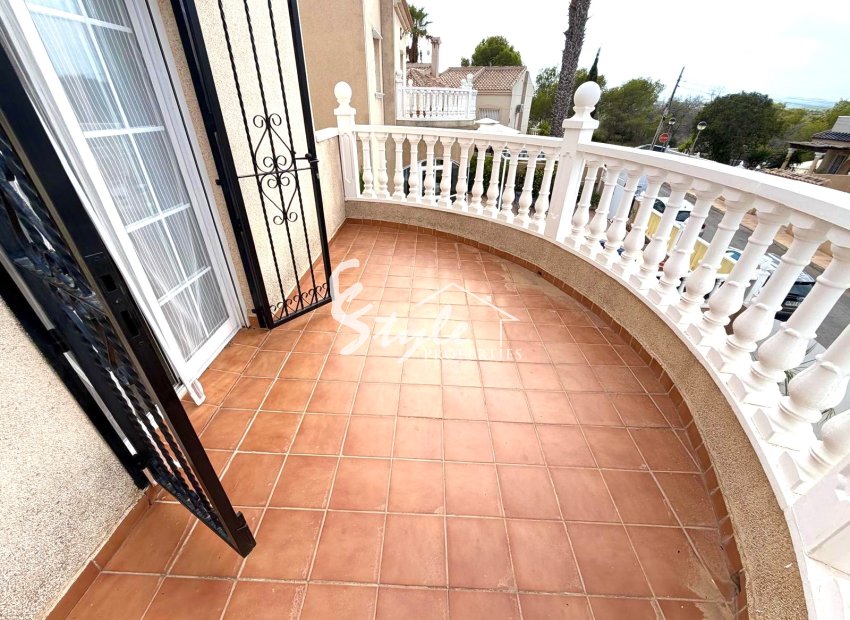 Resale - Villa - Orihuela-Costa - Villamartin