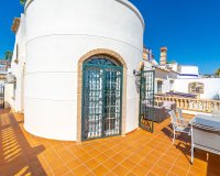 Resale - Villa - Orihuela-Costa - Villamartin