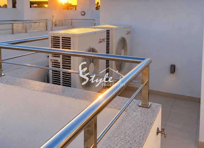 Resale - Villa - Orihuela-Costa - Villamartin